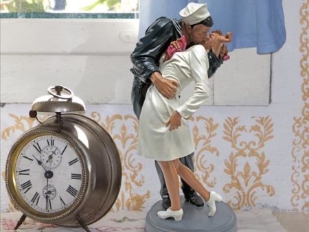 Victory Kiss Celebrating  End of WWII  Small  Desktop Statue Online