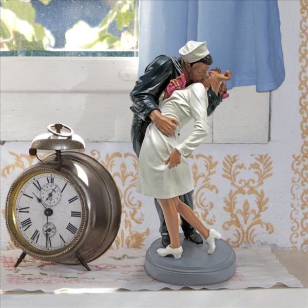 Victory Kiss Celebrating  End of WWII  Small  Desktop Statue Online