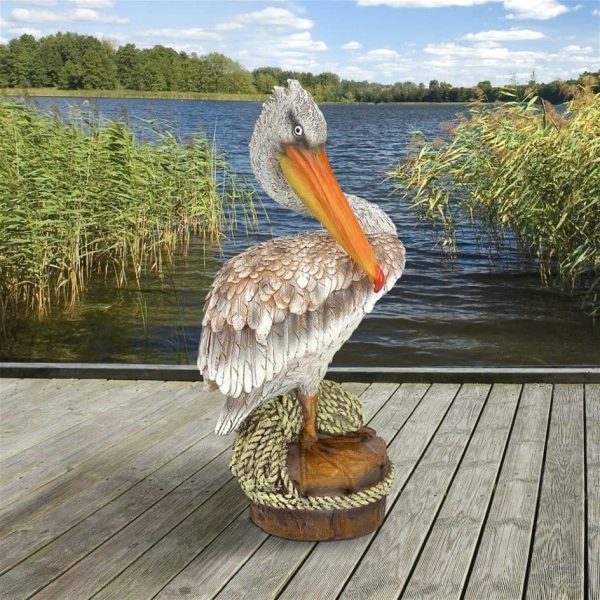 Ocean Side Pelican Garden Statue Fashion